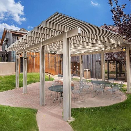 Zion Campfire Lodge At Zion Park, Ascend Hotel Collection Спрингдейл Экстерьер фото